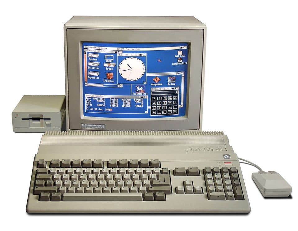 <figcaption>Un Commodore Amiga 500 © Bill Bertram</figcaption>